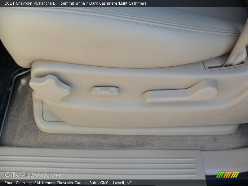 Summit White / Dark Cashmere/Light Cashmere 2011 Chevrolet Avalanche LT