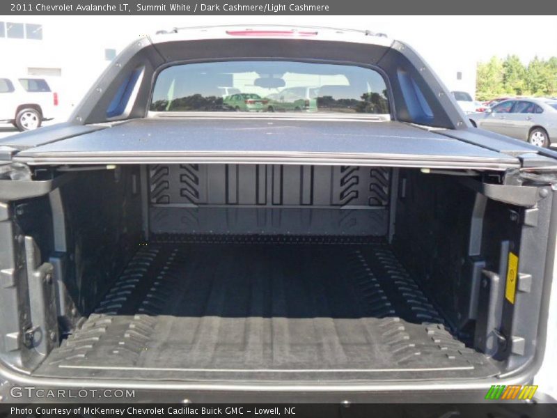 Summit White / Dark Cashmere/Light Cashmere 2011 Chevrolet Avalanche LT