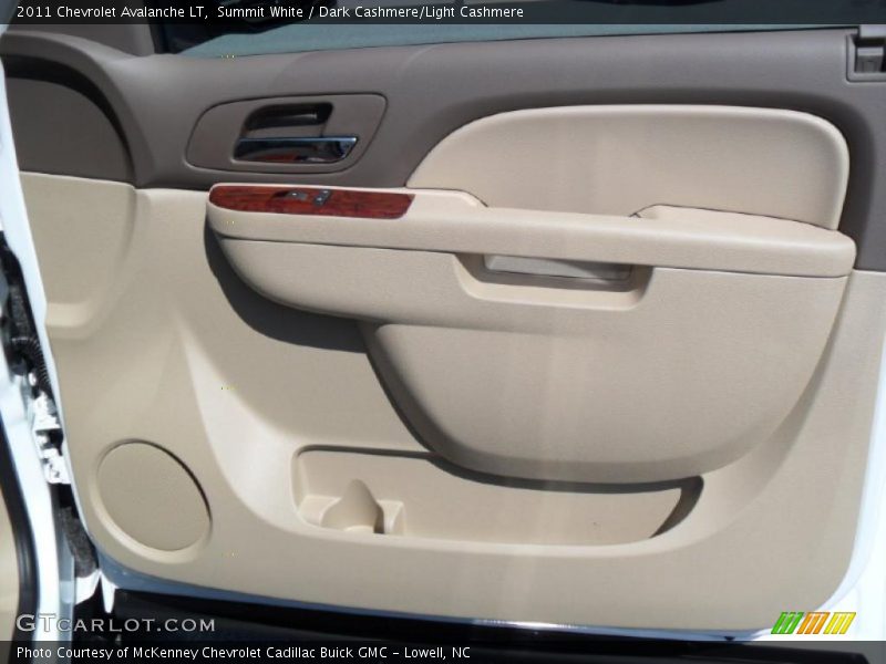 Summit White / Dark Cashmere/Light Cashmere 2011 Chevrolet Avalanche LT