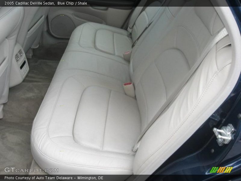 Blue Chip / Shale 2005 Cadillac DeVille Sedan