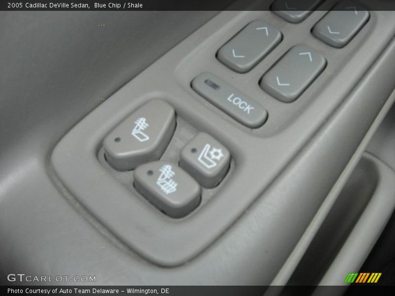 Blue Chip / Shale 2005 Cadillac DeVille Sedan