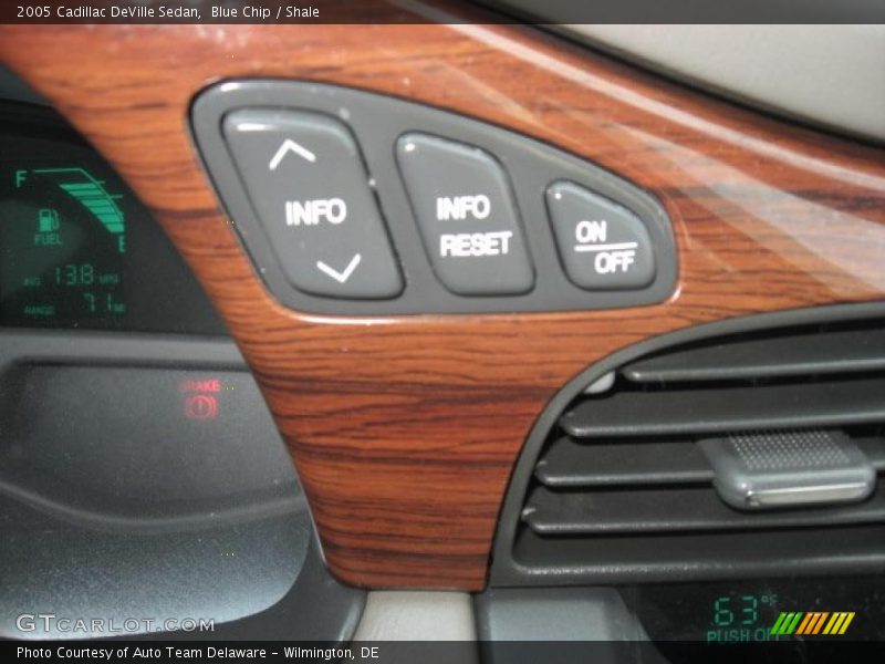 Blue Chip / Shale 2005 Cadillac DeVille Sedan