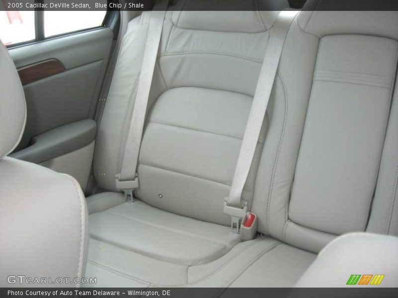 Blue Chip / Shale 2005 Cadillac DeVille Sedan