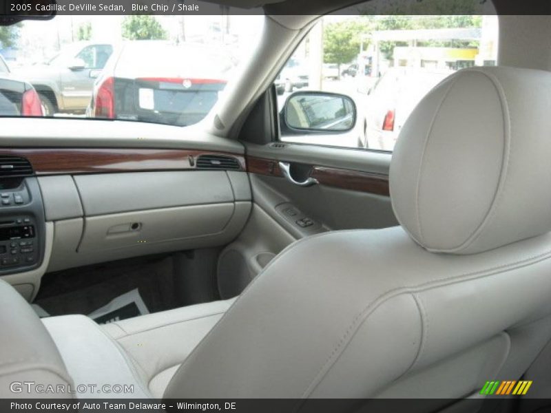 Blue Chip / Shale 2005 Cadillac DeVille Sedan