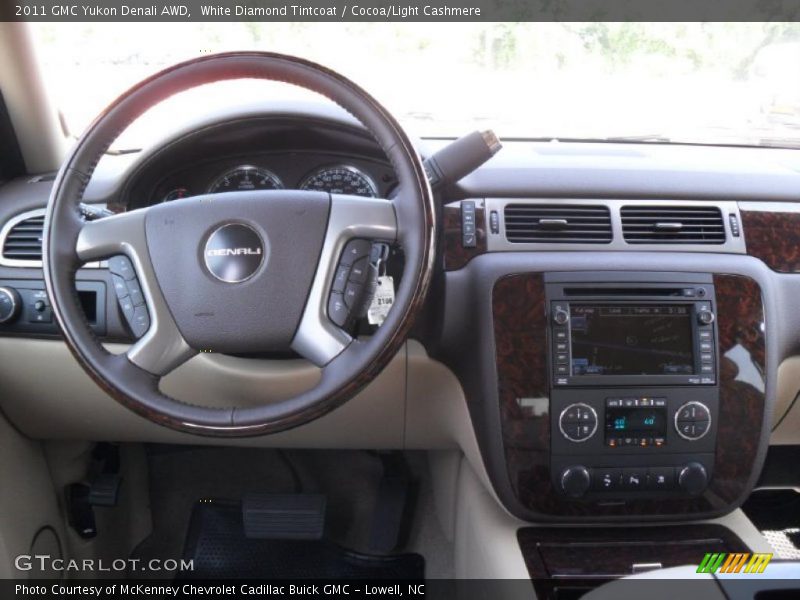 White Diamond Tintcoat / Cocoa/Light Cashmere 2011 GMC Yukon Denali AWD