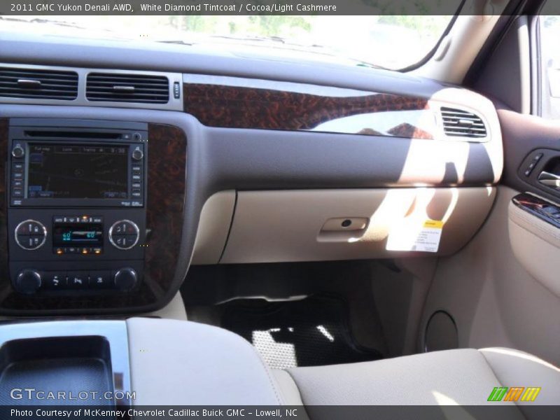 White Diamond Tintcoat / Cocoa/Light Cashmere 2011 GMC Yukon Denali AWD