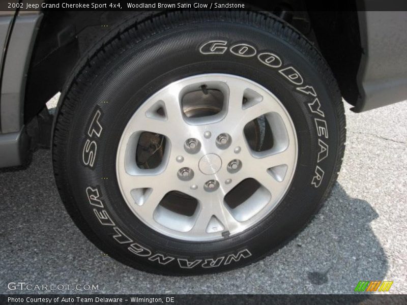 Woodland Brown Satin Glow / Sandstone 2002 Jeep Grand Cherokee Sport 4x4