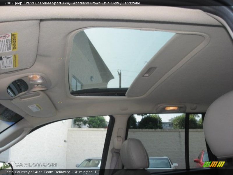 Woodland Brown Satin Glow / Sandstone 2002 Jeep Grand Cherokee Sport 4x4
