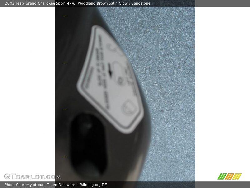 Woodland Brown Satin Glow / Sandstone 2002 Jeep Grand Cherokee Sport 4x4