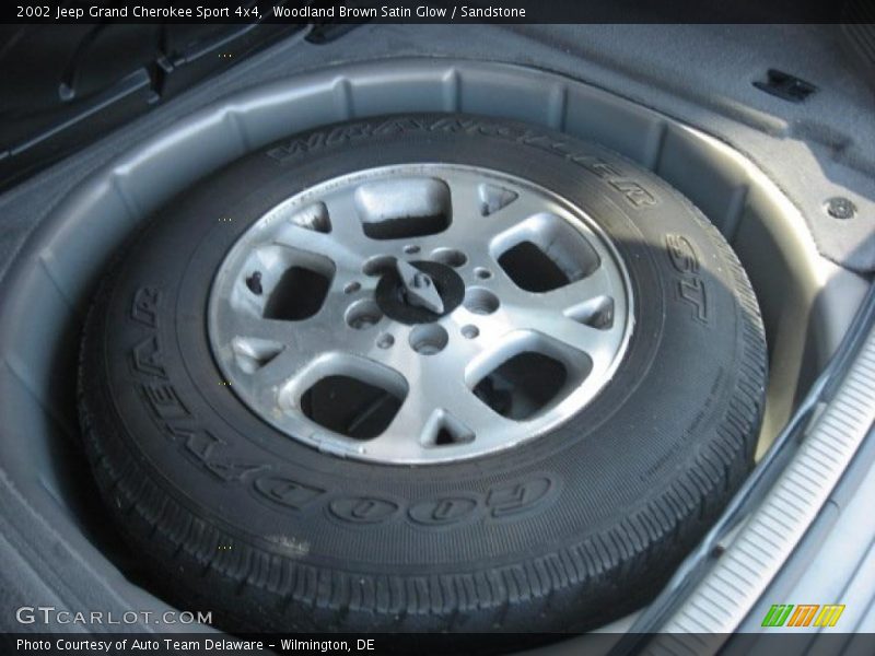 Woodland Brown Satin Glow / Sandstone 2002 Jeep Grand Cherokee Sport 4x4