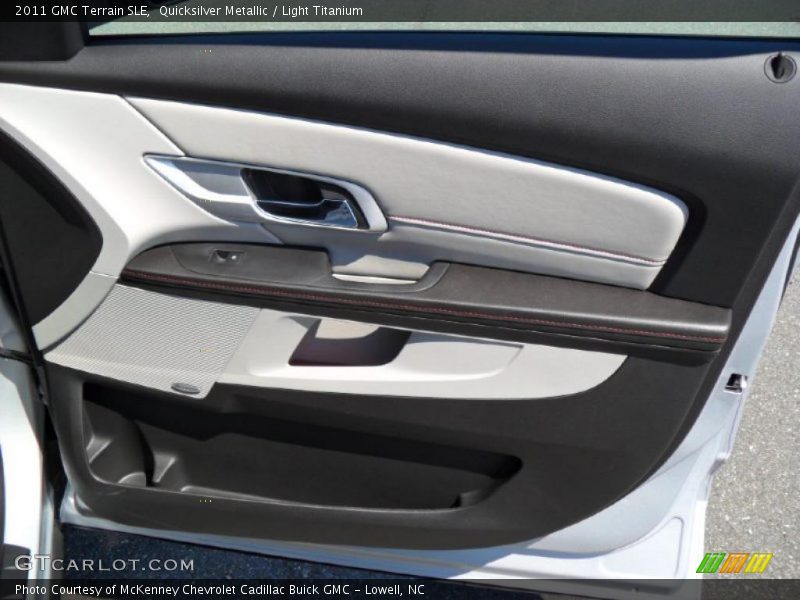 Quicksilver Metallic / Light Titanium 2011 GMC Terrain SLE