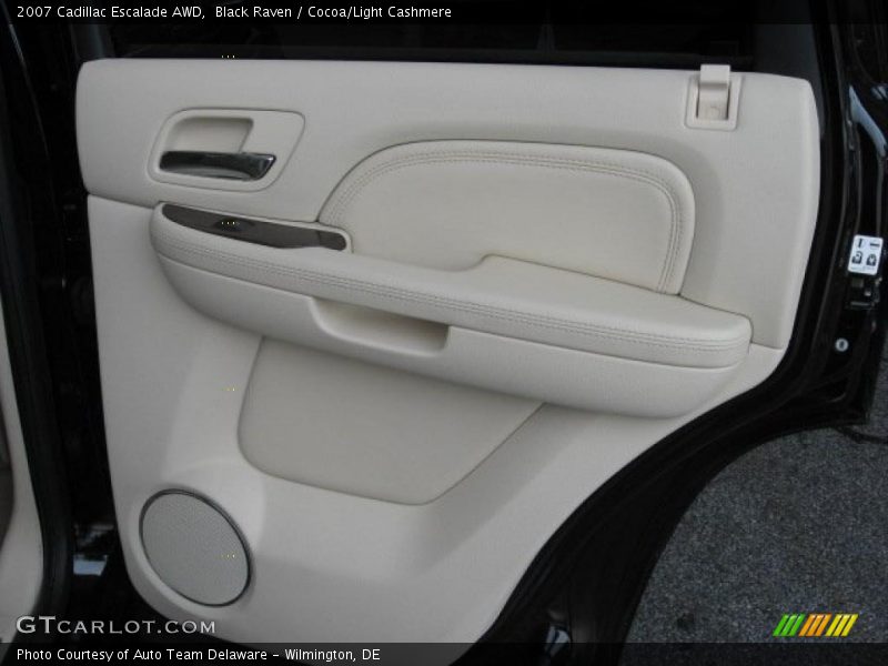 Black Raven / Cocoa/Light Cashmere 2007 Cadillac Escalade AWD