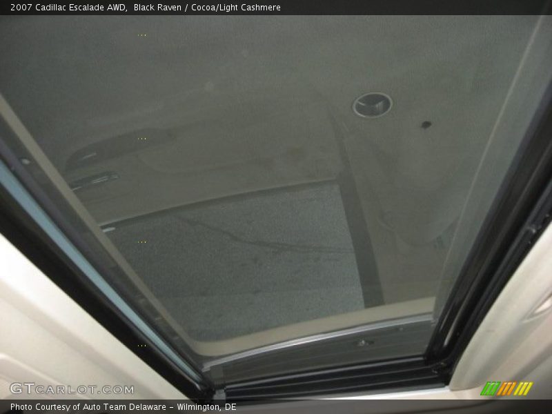 Black Raven / Cocoa/Light Cashmere 2007 Cadillac Escalade AWD