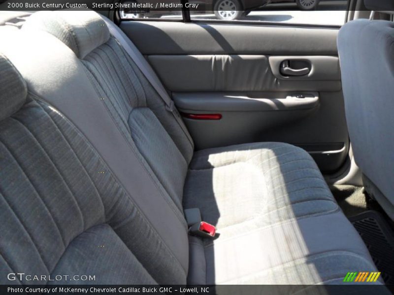 Sterling Silver Metallic / Medium Gray 2000 Buick Century Custom