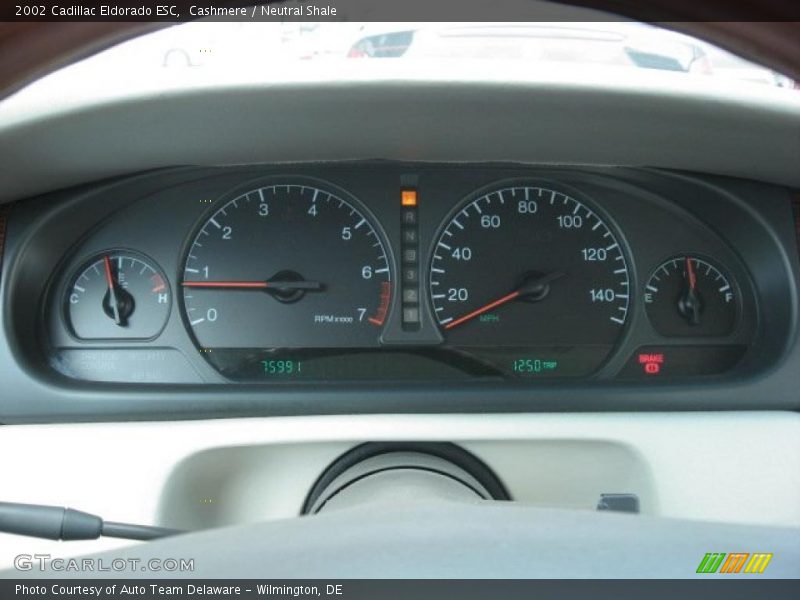 Cashmere / Neutral Shale 2002 Cadillac Eldorado ESC