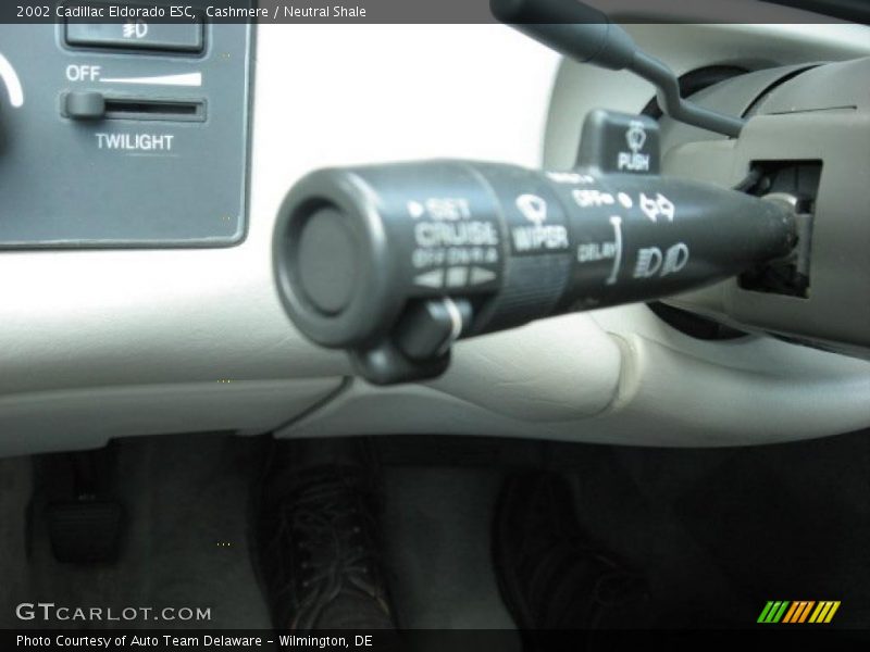 Cashmere / Neutral Shale 2002 Cadillac Eldorado ESC