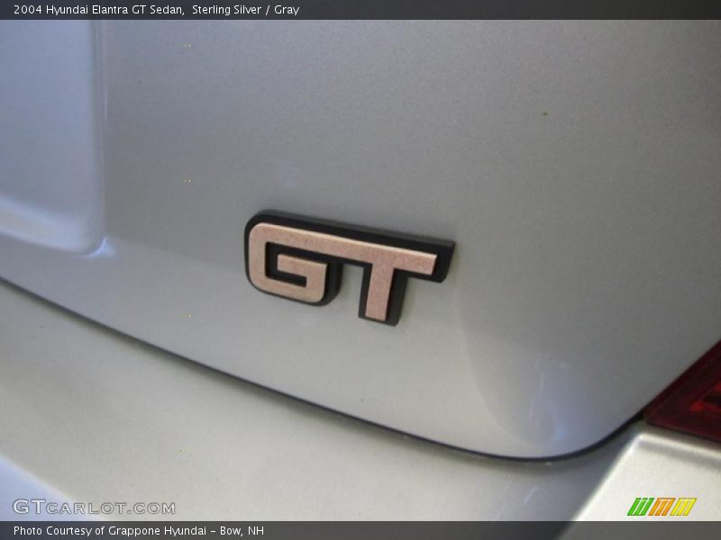 Sterling Silver / Gray 2004 Hyundai Elantra GT Sedan