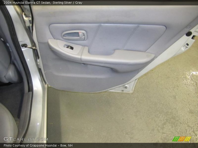 Sterling Silver / Gray 2004 Hyundai Elantra GT Sedan