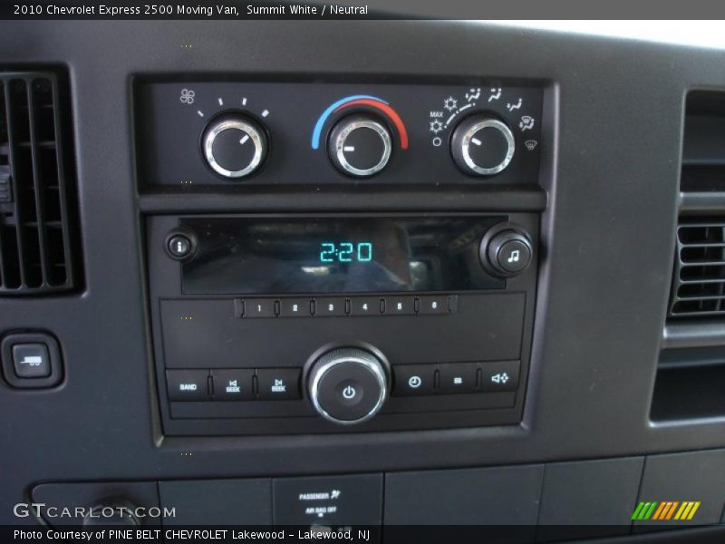 Summit White / Neutral 2010 Chevrolet Express 2500 Moving Van