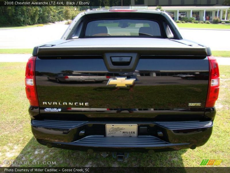 Black / Ebony 2008 Chevrolet Avalanche LTZ 4x4