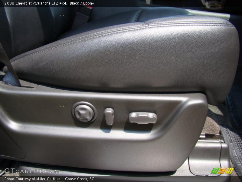Black / Ebony 2008 Chevrolet Avalanche LTZ 4x4