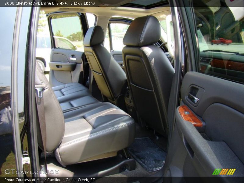 Black / Ebony 2008 Chevrolet Avalanche LTZ 4x4