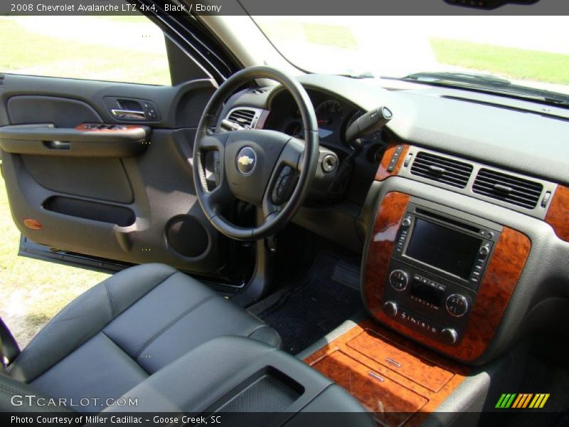 Black / Ebony 2008 Chevrolet Avalanche LTZ 4x4