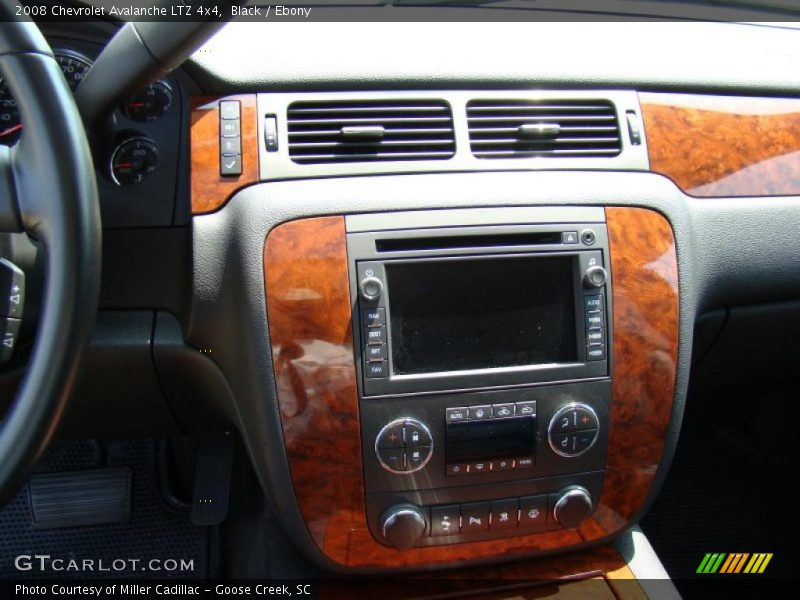 Black / Ebony 2008 Chevrolet Avalanche LTZ 4x4