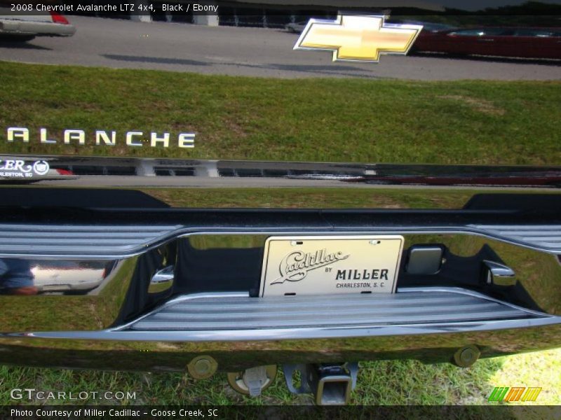 Black / Ebony 2008 Chevrolet Avalanche LTZ 4x4