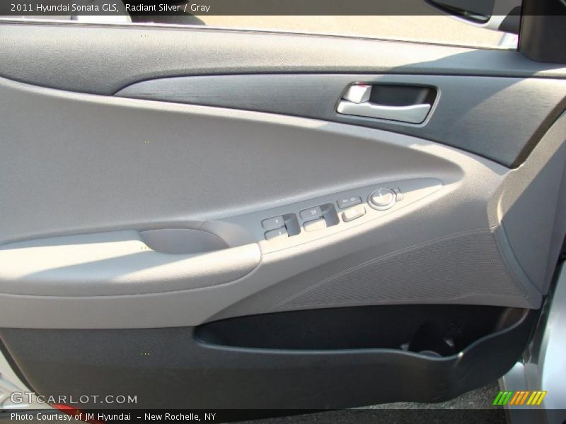 Radiant Silver / Gray 2011 Hyundai Sonata GLS