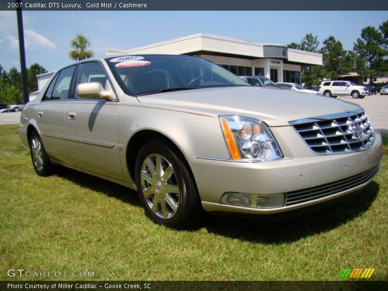 Gold Mist / Cashmere 2007 Cadillac DTS Luxury
