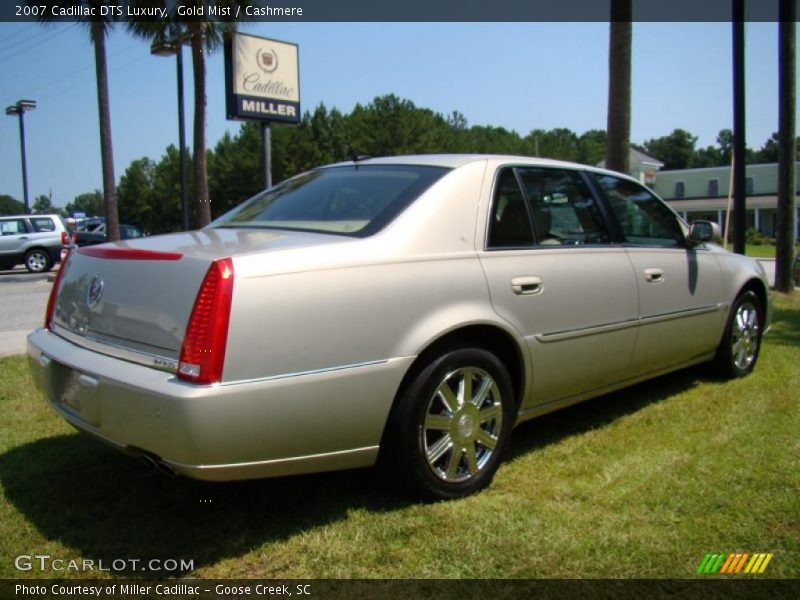 Gold Mist / Cashmere 2007 Cadillac DTS Luxury