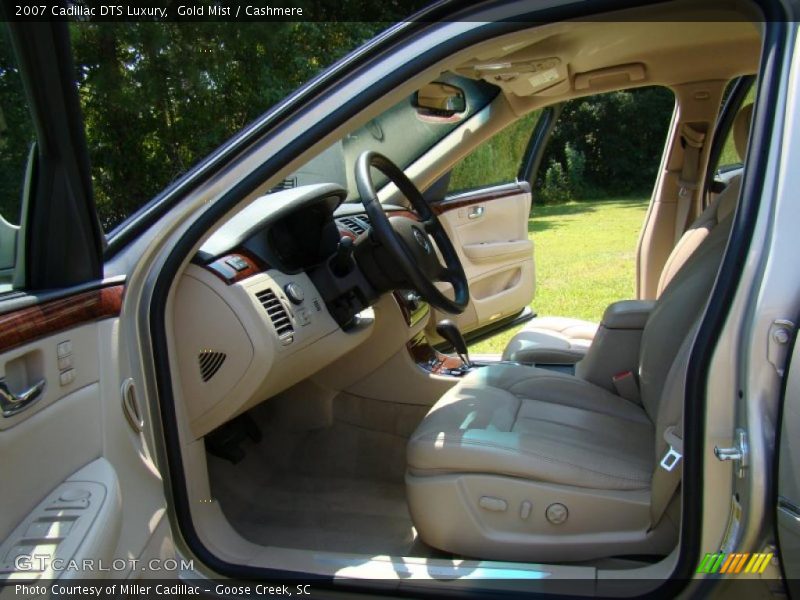 Gold Mist / Cashmere 2007 Cadillac DTS Luxury