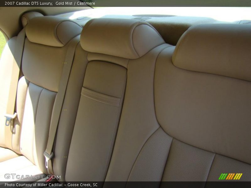 Gold Mist / Cashmere 2007 Cadillac DTS Luxury