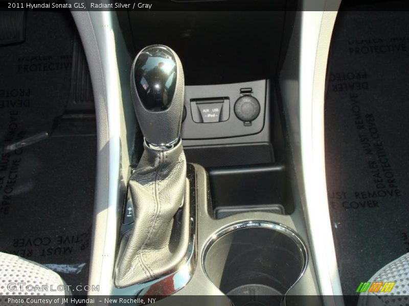Radiant Silver / Gray 2011 Hyundai Sonata GLS
