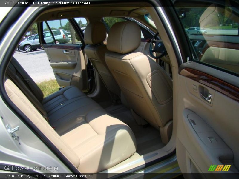 Gold Mist / Cashmere 2007 Cadillac DTS Luxury