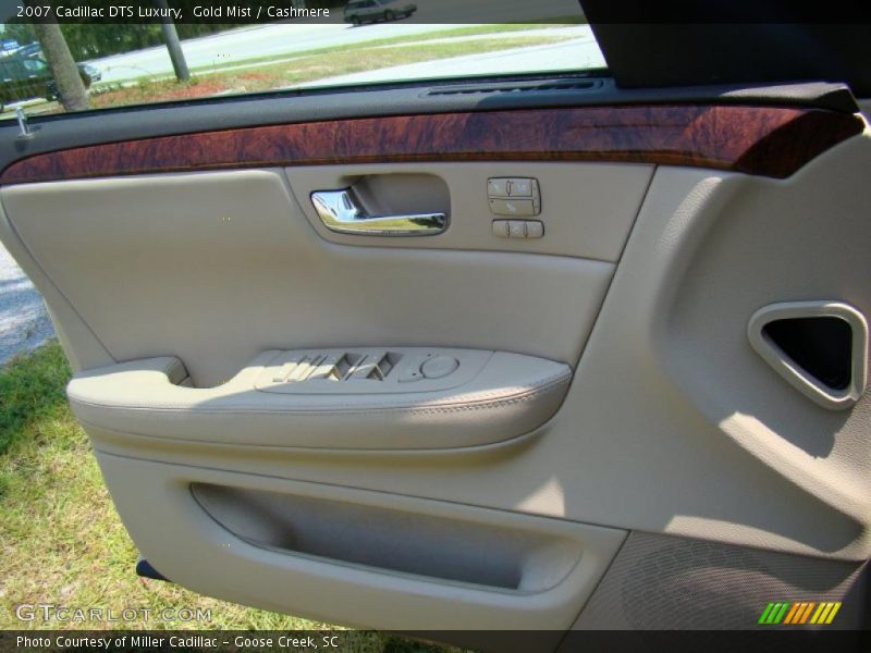 Gold Mist / Cashmere 2007 Cadillac DTS Luxury