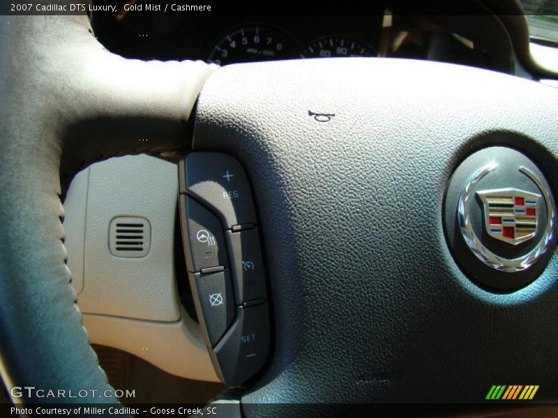 Gold Mist / Cashmere 2007 Cadillac DTS Luxury