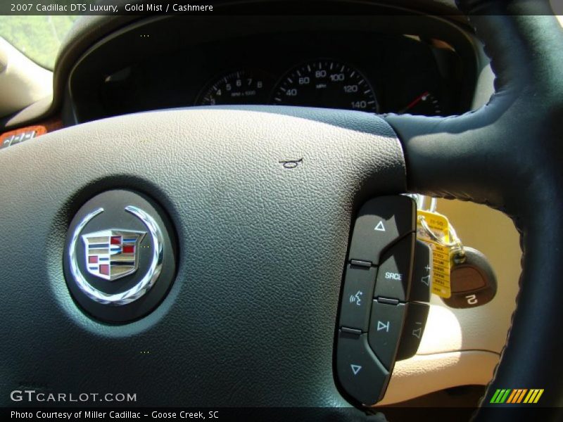 Gold Mist / Cashmere 2007 Cadillac DTS Luxury