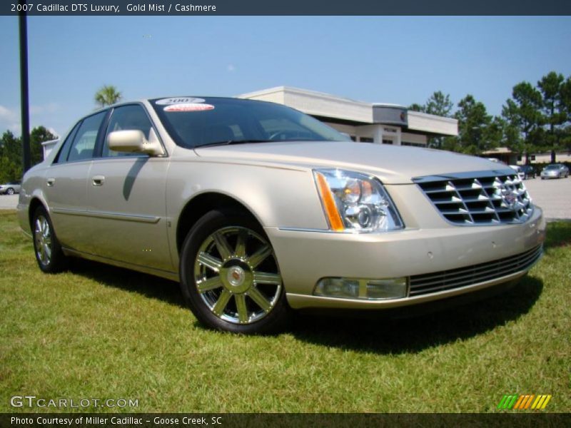 Gold Mist / Cashmere 2007 Cadillac DTS Luxury