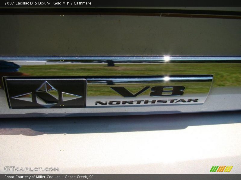 Gold Mist / Cashmere 2007 Cadillac DTS Luxury