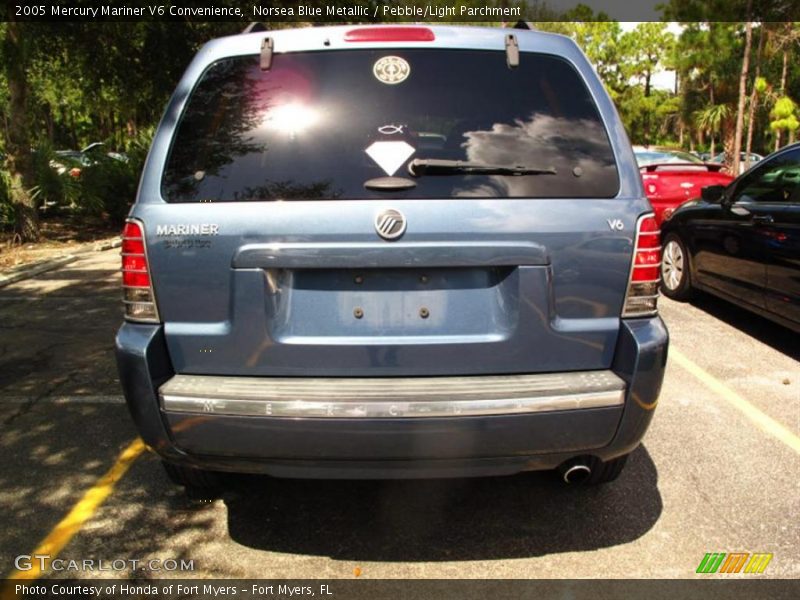 Norsea Blue Metallic / Pebble/Light Parchment 2005 Mercury Mariner V6 Convenience