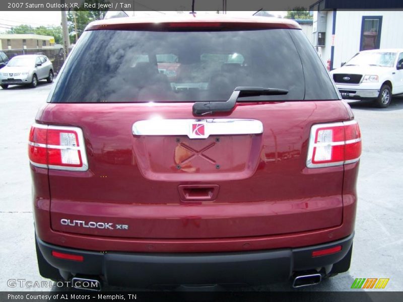 Red Jewel / Tan 2007 Saturn Outlook XR