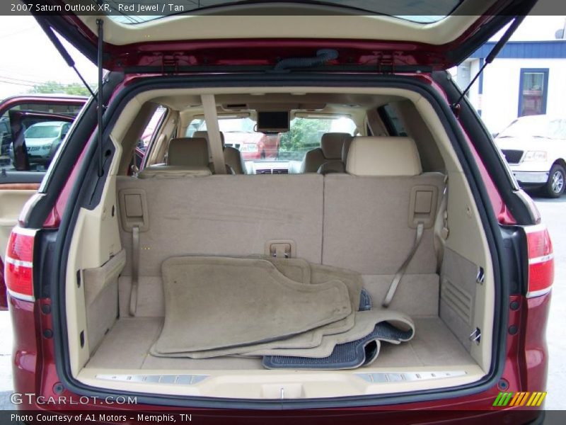 Red Jewel / Tan 2007 Saturn Outlook XR