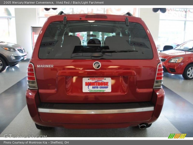 Vivid Red / Black/Light Parchment 2005 Mercury Mariner Convenience