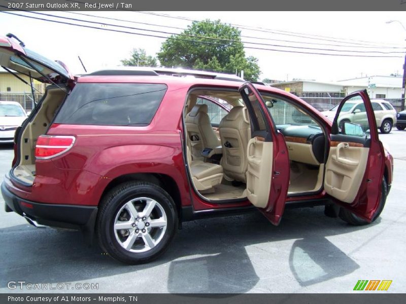 Red Jewel / Tan 2007 Saturn Outlook XR
