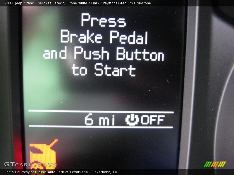 Stone White / Dark Graystone/Medium Graystone 2011 Jeep Grand Cherokee Laredo