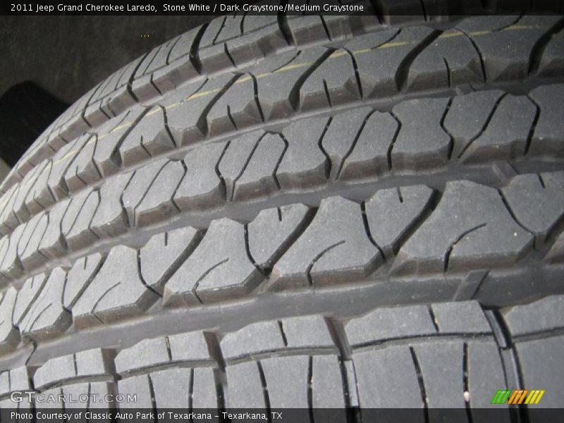 Stone White / Dark Graystone/Medium Graystone 2011 Jeep Grand Cherokee Laredo