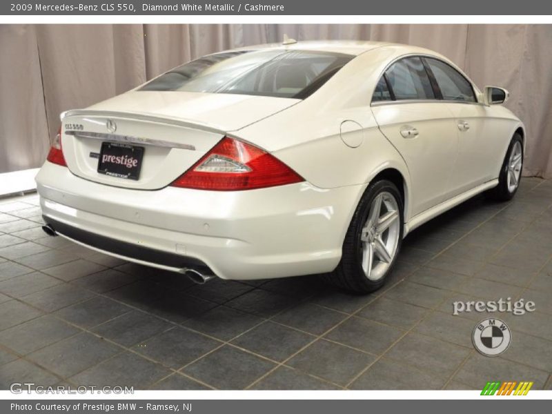 Diamond White Metallic / Cashmere 2009 Mercedes-Benz CLS 550
