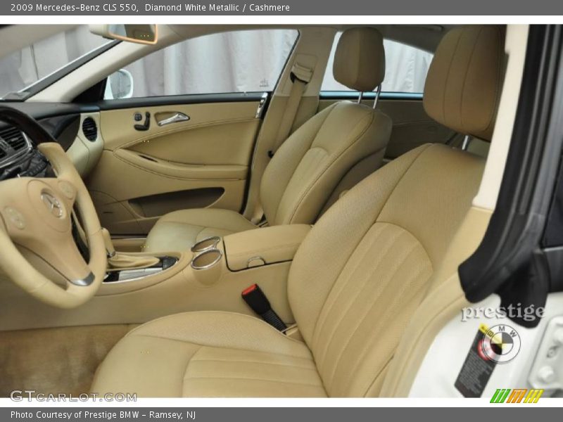 Diamond White Metallic / Cashmere 2009 Mercedes-Benz CLS 550